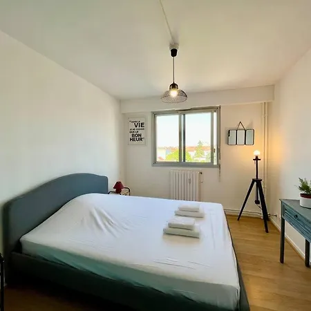 Apartament Dom' - Proche Arena Boulingrin *